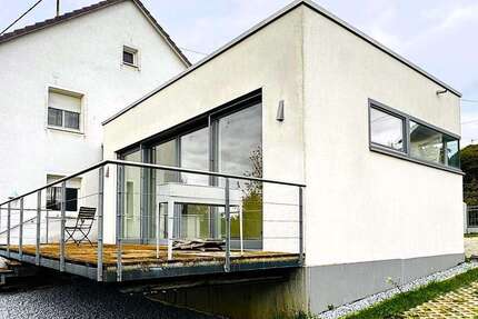 Haus zum Mieten in Wiesbaden Igstadt 2.950 € 188 m² 6 zimmer