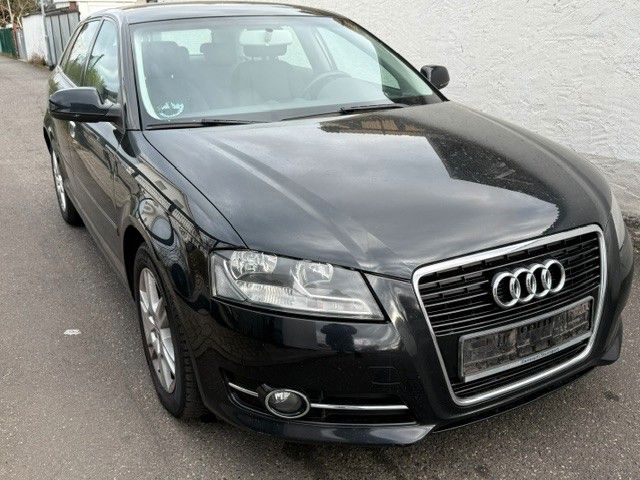 Audi A3 173.000 km 5.300 &euro; Wiesbaden 55246