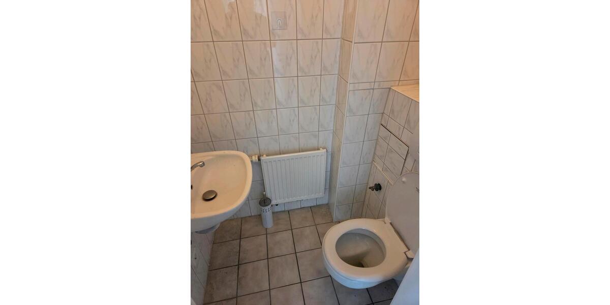 Erdgeschoßwohnung Raunheim - 4 Zimmer, 85 m&sup2;, 1.700&euro; | Angebot:25355622