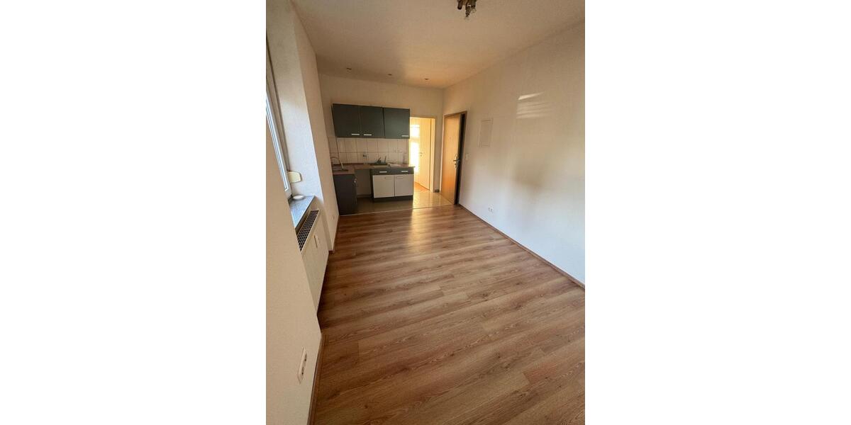Etagenwohnung Wiesbaden Dotzheim - 2 Zimmer, 32 m&sup2;, 720&euro; | Angebot:25304699
