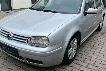 VW Golf 249.000 km 4.999 € Frankfurt 60326