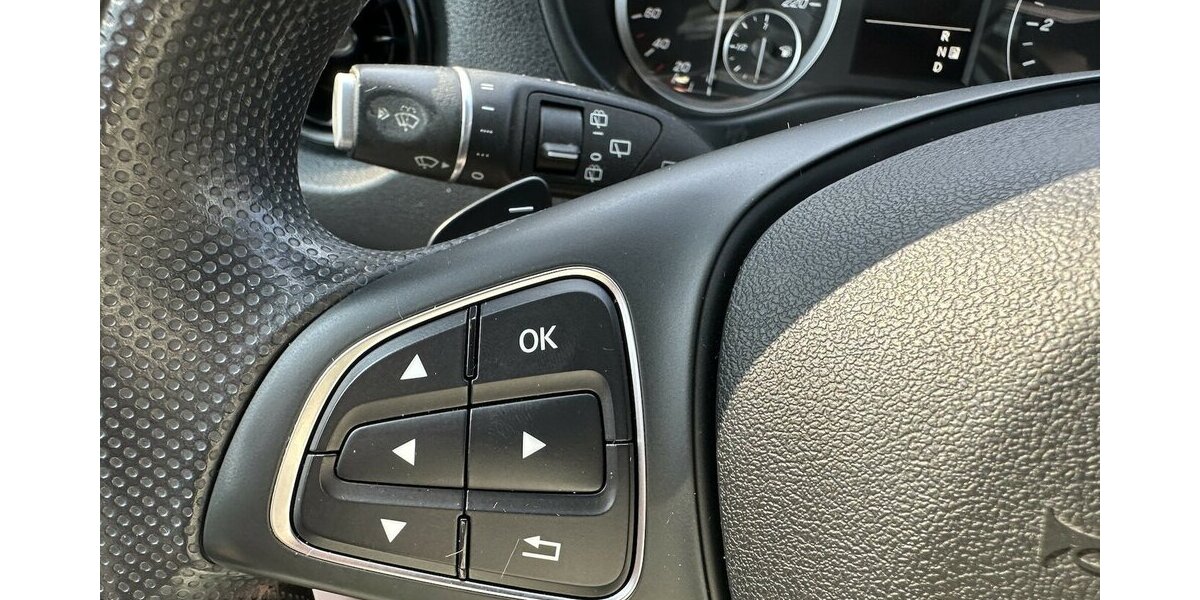 Mercedes-Benz Vito Kasten 114 CDI RWD kompakt Regaleinbau 212.097 km 15.946 &euro; Mainz 55122