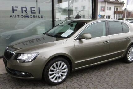 Skoda Superb 115.200 km 12.280 &euro; Gustavsburg 65462