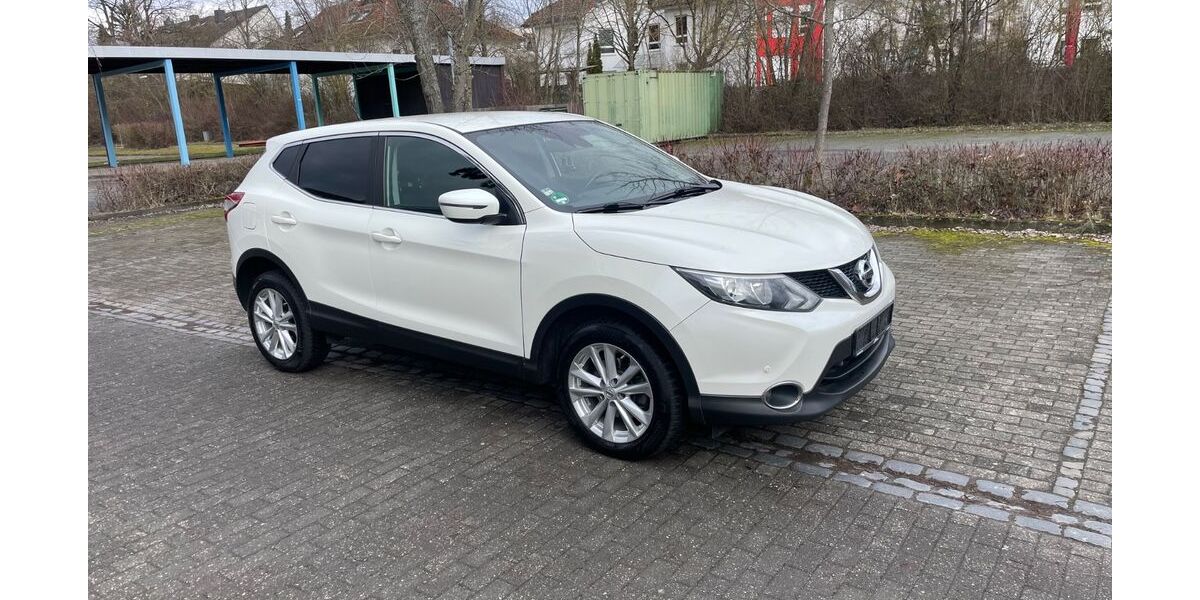 Nissan Qashqai 185.000 km 10.900 &euro; Flörsheim 65439
