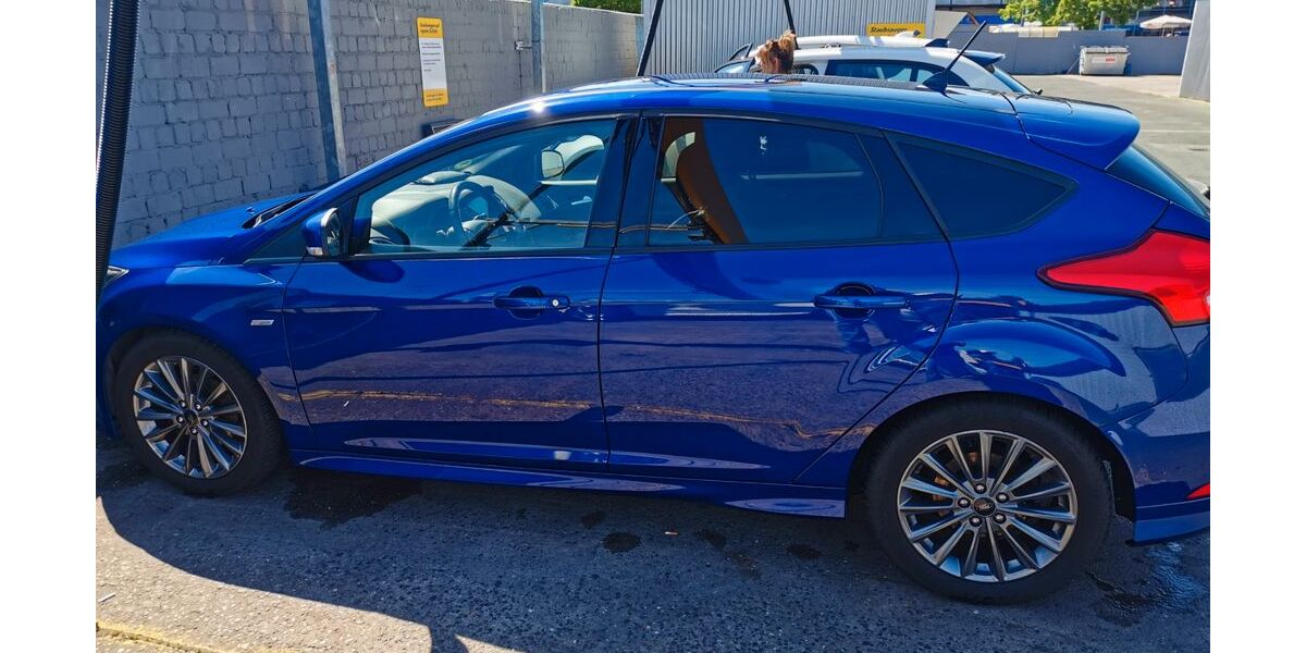 Ford Focus 99.800 km 8.500 &euro; Eschborn 65760