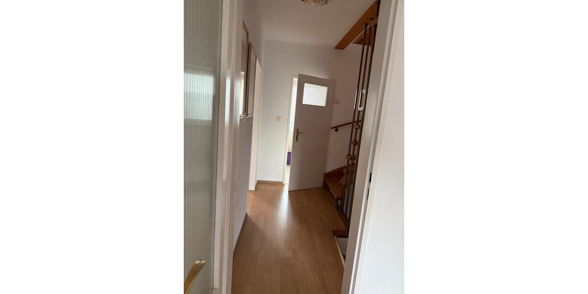 Reihenhaus Hofheim am Taunus - 5 Zimmer, 177 m&sup2;, 530.000&euro; | Angebot:27222703