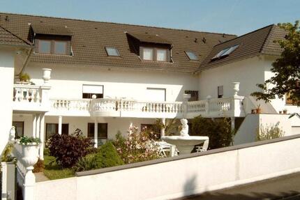 Wohnung Wiesbaden Bierstadt - 3 Zimmer, 80 m&sup2;, 1.150&euro; | Angebot:26056997