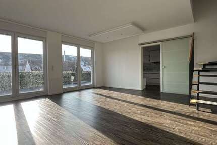 Wohnung Rüsselsheim - 4 Zimmer, 127 m&sup2;, 2.000&euro; | Angebot:24991466