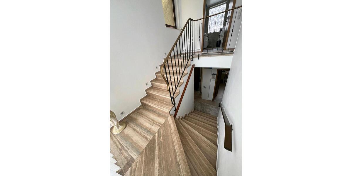 Einfamilienhaus Rüsselsheim am Main - 5 Zimmer, 160 m&sup2;, 2.400&euro; | Angebot:25964511