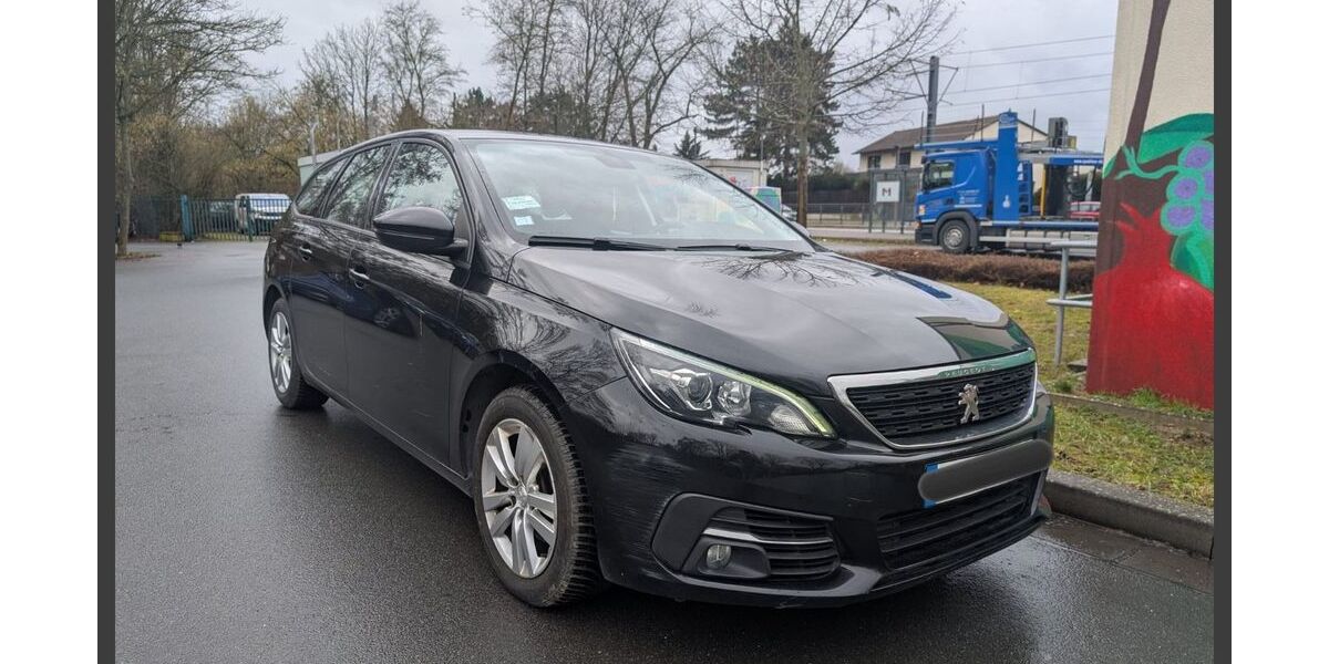 Peugeot 308 124.284 km 10.490 &euro; Mainz 55128