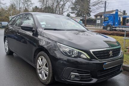 Peugeot 308 124.284 km 9.990 &euro; Mainz 55128