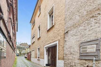 Haus Rüdesheim am Rhein / Assmannshausen Assmannshausen - 6 Zimmer, 154 m&sup2;, 210.000&euro; | Angebot:24726278