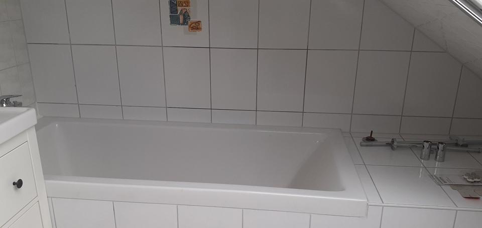 Dachgeschoßwohnung Ober-Olm Olm - 3 Zimmer, 70 m&sup2;, 700&euro; | Angebot:26561634