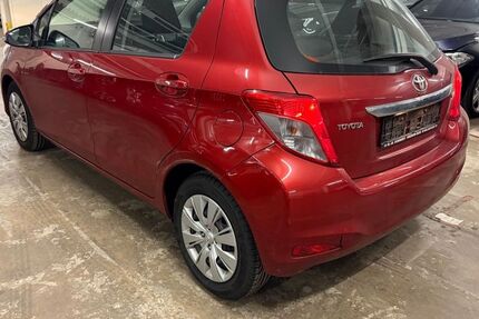 Toyota Yaris 208.400 km 4.980 &euro; Mainz 55129