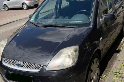 Ford Fiesta 156.000 km 1.700 &euro; Hattersheim 65795