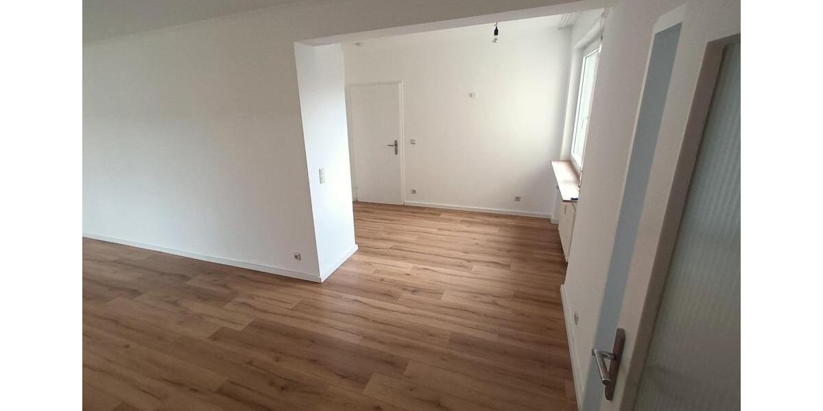 Etagenwohnung Oberursel (Taunus) - 3.5 Zimmer, 87 m&sup2;, 329.000&euro; | Angebot:26906319