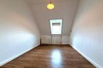 Dachgeschoßwohnung Wiesbaden Bierstadt - 3 Zimmer, 71 m&sup2;, 1.200&euro; | Angebot:26346554