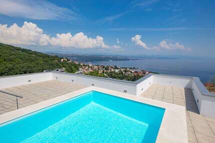 Wohnung zum Kaufen in Opatija 2.450.000 € 545.79 m²