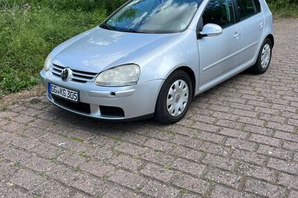 VW Golf 288.000 km 1.500 &euro; Ginsheim Gustavsburg 65462
