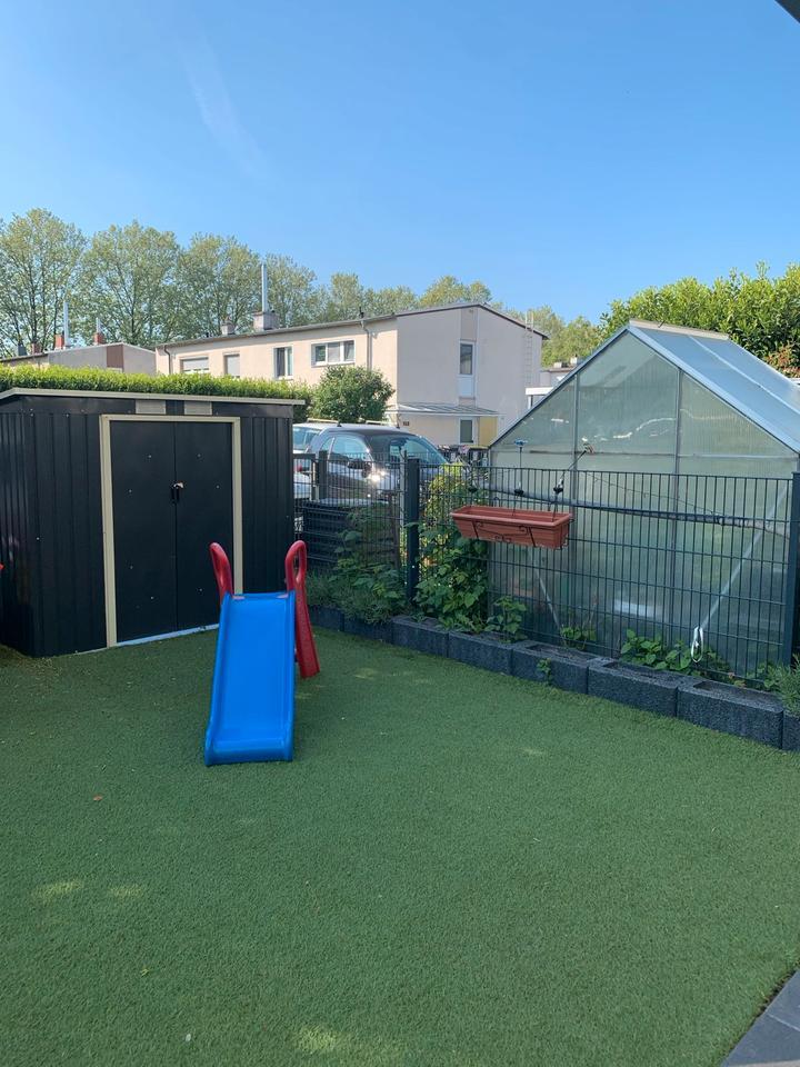 Charmantes Reihenhaus mit Garten in hervorragender Lage zimmer