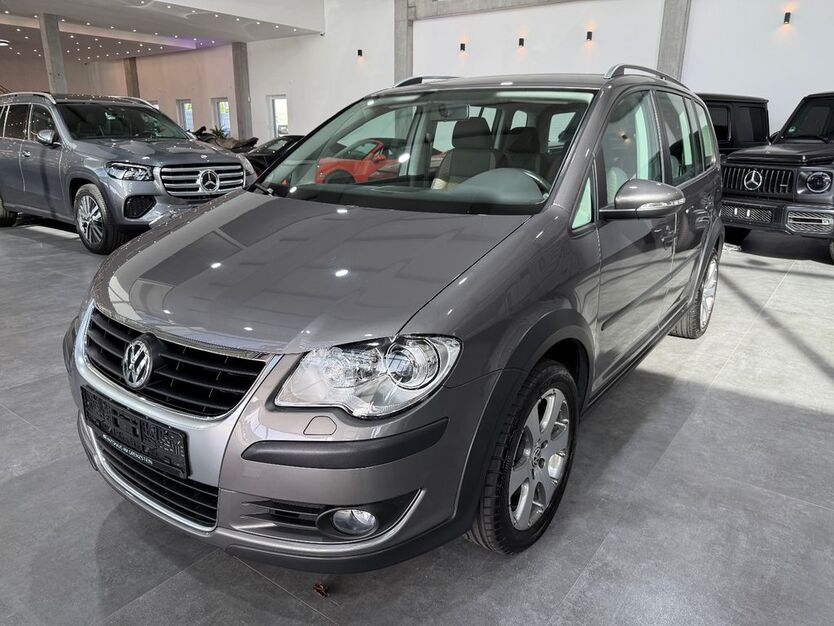 VW Touran 40.000 km 10.999 € Riedstadt 64560
