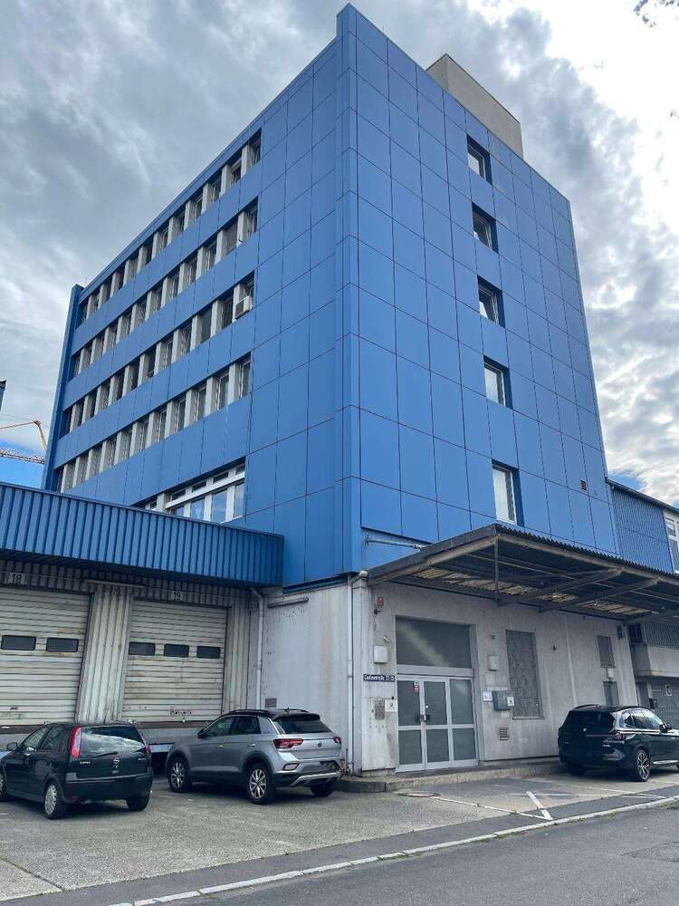 Büro in Frankfurt 2.990 € 250 m²