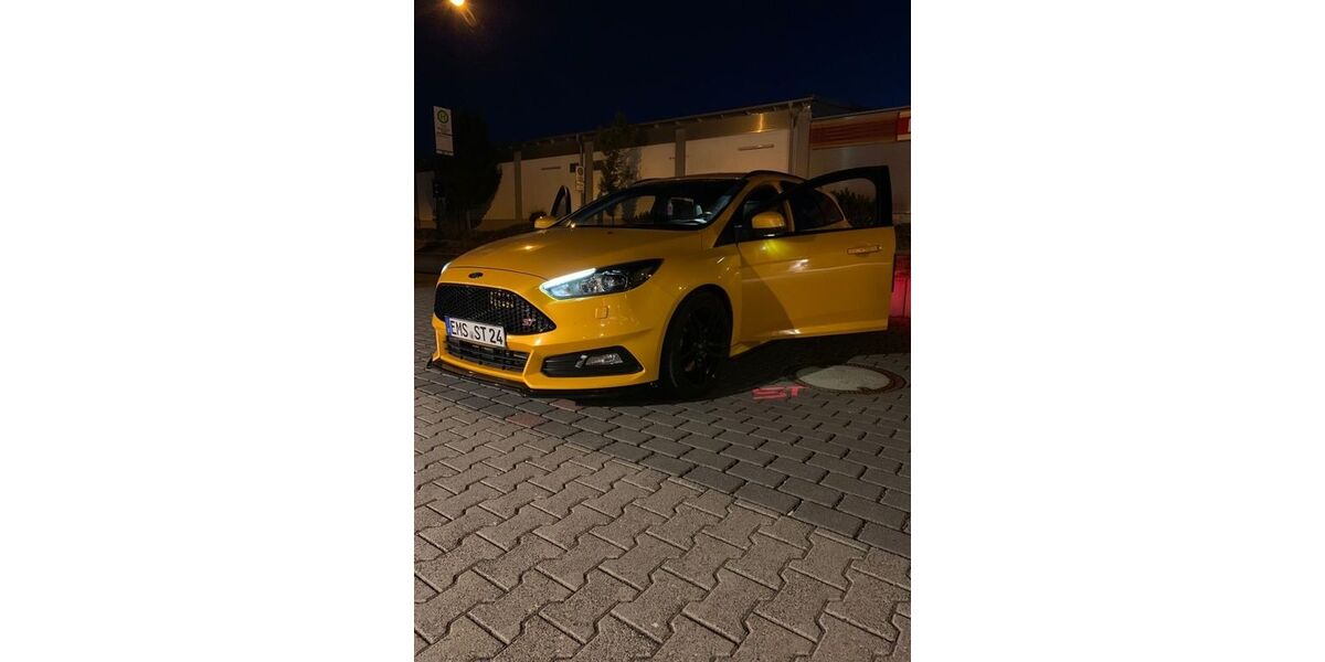 Ford Focus 115.000 km 14.800 &euro; Taunusstein 65232