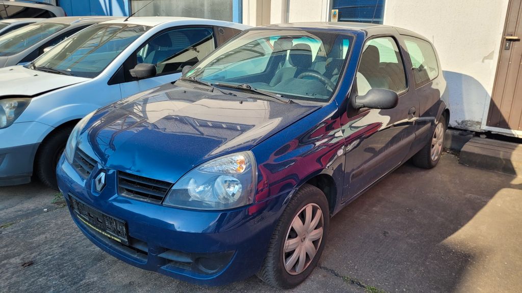 Renault Clio 296.586 km 2.000 &euro; Hattersheim 65795