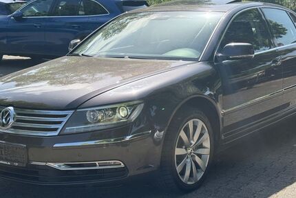 VW Phaeton 88.899 km 16.999 &euro; Rüsselsheim 65428