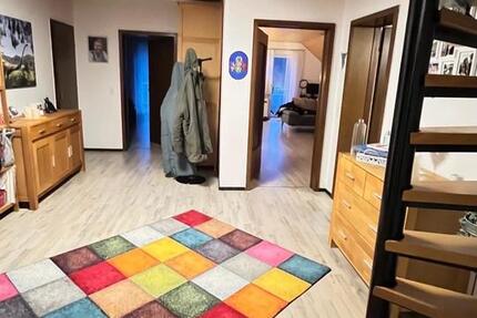 Wohnung Idstein - 3 Zimmer, 105 m&sup2;, 1.400&euro; | Angebot:24860489