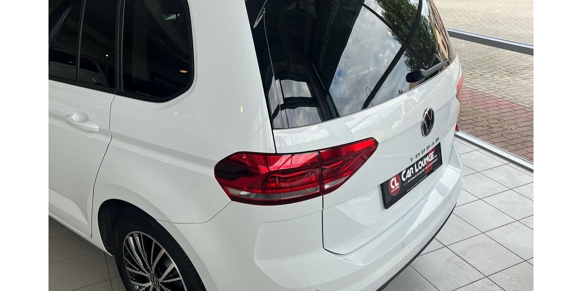 VW Touran Comfortline BMT Start-Stopp 7 Sitzer *Pano* 75.850 km 27.499 &euro; Mainz-Kostheim 55246