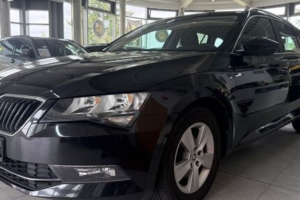 Skoda Superb 216.385 km 8.900 &euro; Idstein 65510