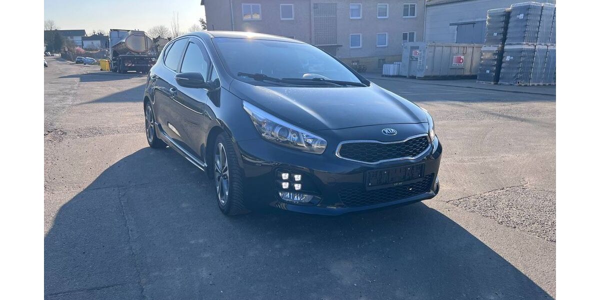 Kia ceed / Ceed 143.600 km 8.750 &euro; Saulheim 55291