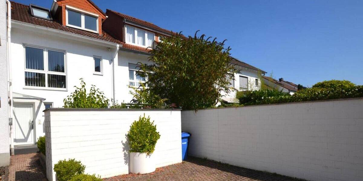 Schönes Reihenmittelhaus in begehrter Wohnlage von Kronberg 5 zimmer