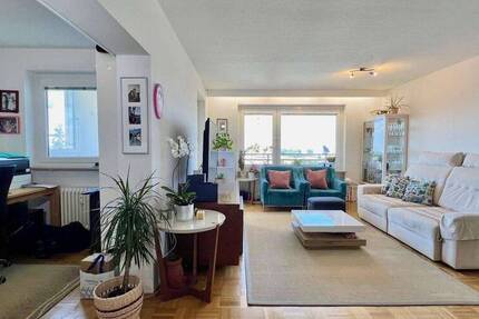 Frei ab Oktober: Helle 3,5-Zi-Wohnung mit Terrasse, Skyline-Blick und TG in Top-Lage