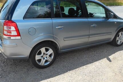 Opel Zafira 90.000 km 5.700 € Wiesbaden 65207