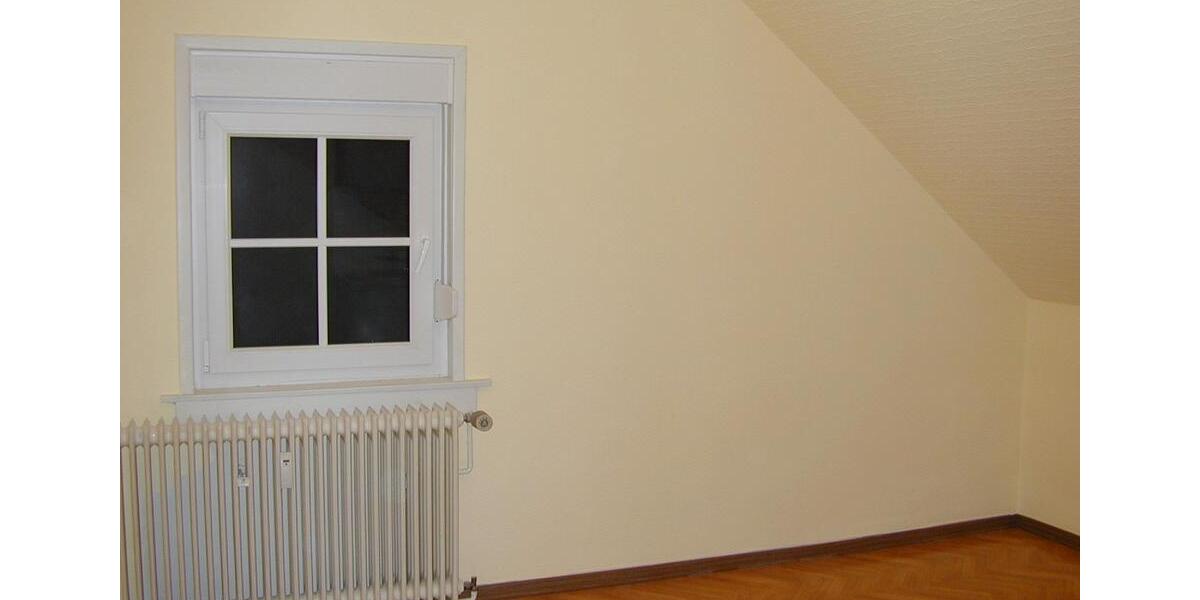 Dachgeschoßwohnung Ginsheim-Gustavsburg Gustavsburg - 1 Zimmer, 31 m&sup2;, 320&euro; | Angebot:26346567