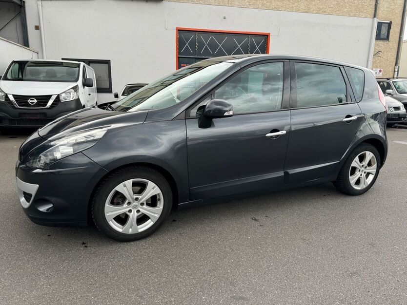 Renault Scenic 170.000 km 5.999 € Frankfurt am Main 60314