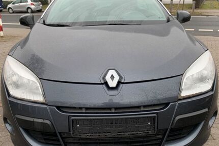 Renault Megane 41.964 km 8.299 &euro; Mainz-Kastel 55252