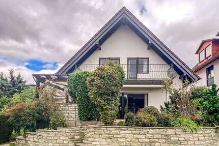 Haus zum Mieten in Kronberg 2.600 € 150 m²