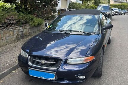 Chrysler Stratus 131.000 km 2.950 &euro; Wiesbaden-Sonnenberg 65193