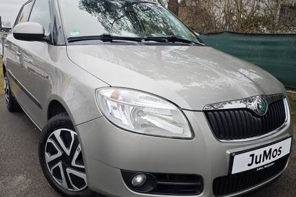 Skoda Fabia 142.093 km 3.900 &euro; Wiesbaden 55252