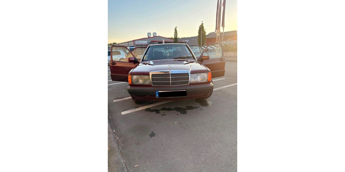 Mercedes-Benz 190 159.000 km 6.000 &euro; Eschborn 65760