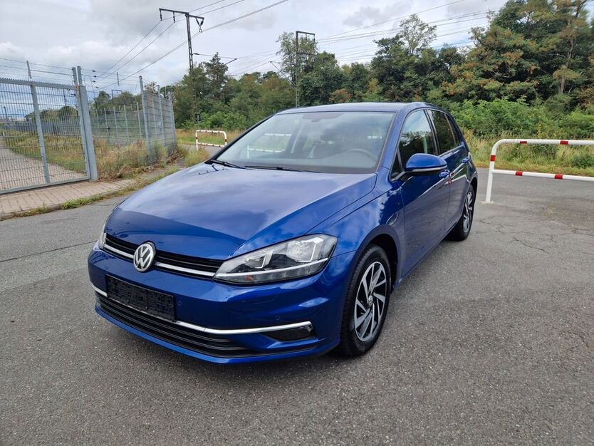 VW Golf 81.470 km 13.090 € Weiterstadt 64331