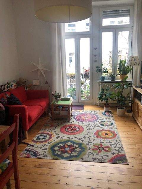 Ruhige Altbau-Wohnung in der Emanuel-Geibel-Straße 4 zimmer