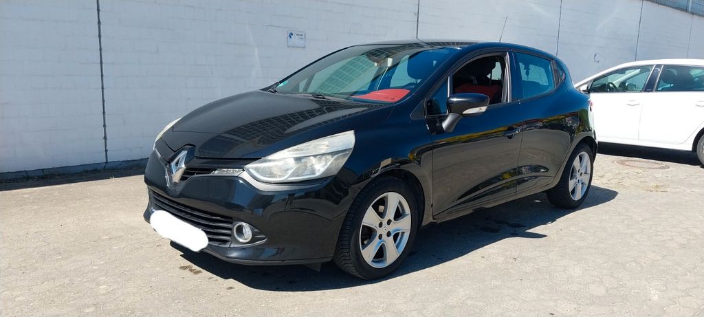 Renault Clio 182.000 km 3.799 &euro; Kelkheim ( Taunus ) 65779