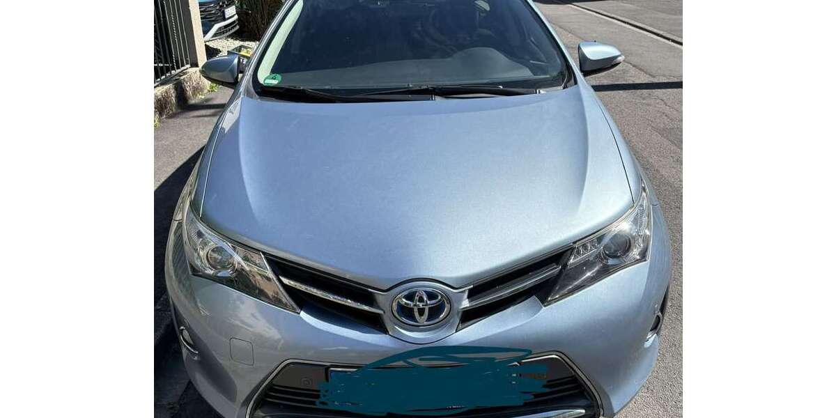 Toyota Auris 158.000 km 11.000 &euro; Eltville am Rhein, Stadt 65346