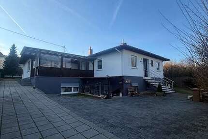 Haus Idstein-Wörsdorf Wörsdorf - 5 Zimmer, 230 m&sup2;, 2.800&euro; | Angebot:25381321