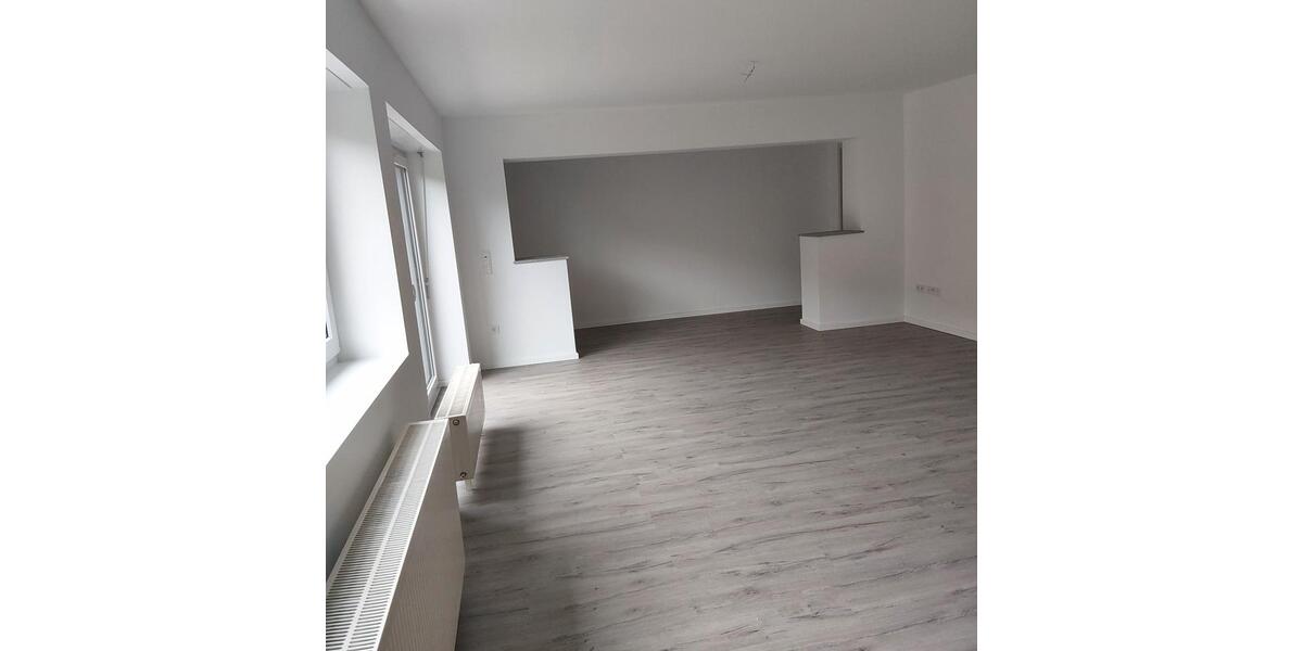 Etagenwohnung Idstein - 2 Zimmer, 92 m&sup2;, 1.100&euro; | Angebot:26464494
