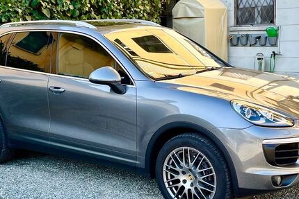 Porsche Cayenne 226.300 km 25.500 &euro; Wiesbaden 65193